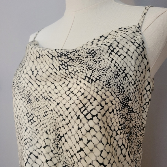 Banana Republic Snake Print  Cowl Neck Camisole Top Size XS - Picture 3 of 7